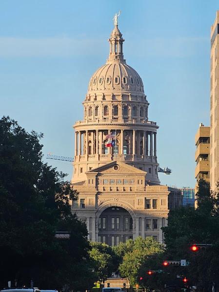 Ut Hook 'Em Horns Skyloft Apartment Austin Exterior photo